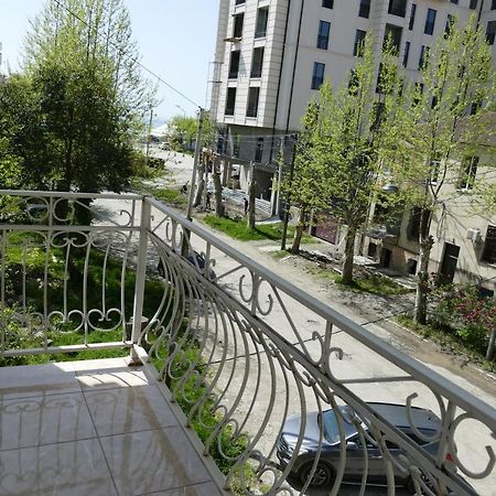 Apartments Na Beregu Sochumi Exterior foto